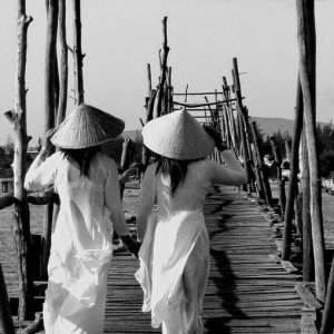 Vietnamese school girls-Photo taken 31st-August-2008 By Mai Loc